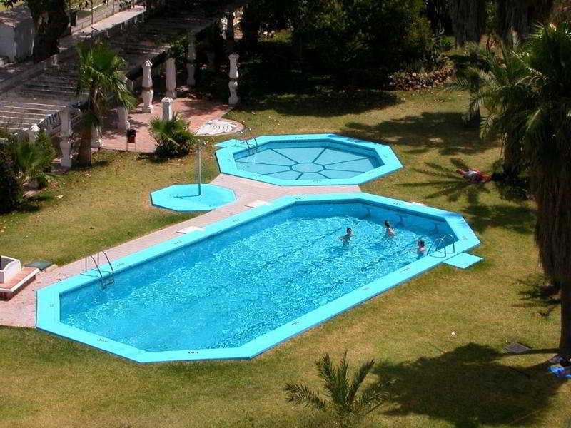 Apartamentos Jardines Del Gamonal مالقة المظهر الخارجي الصورة