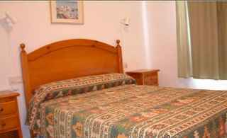 Apartamentos Jardines Del Gamonal مالقة الغرفة الصورة